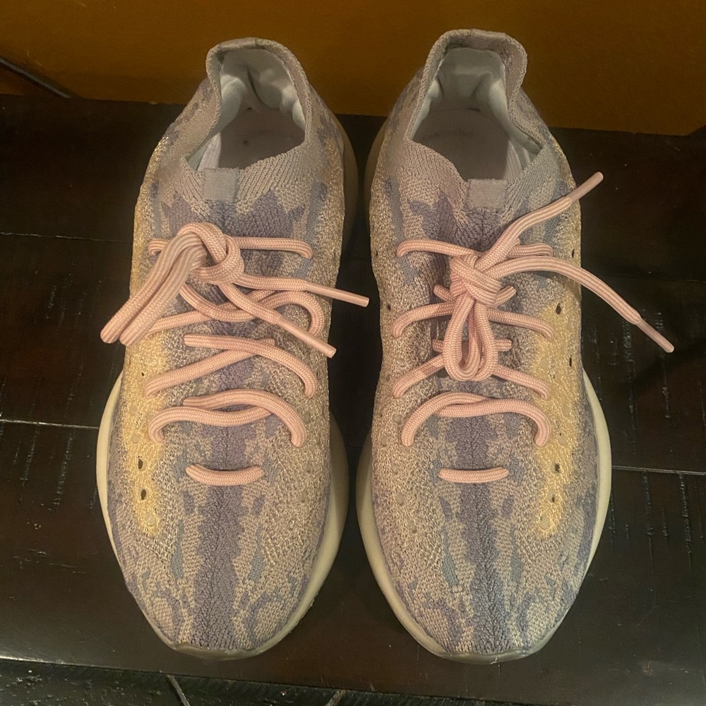 Stylish Women's Sneakers in Pink and Cream